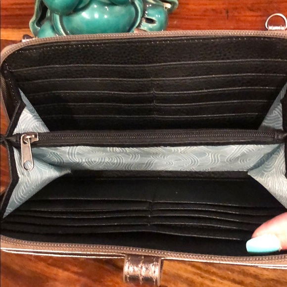 Gold foiled Fun Wristlet wallet! 4.6x8 wallet - Picture 5 of 5